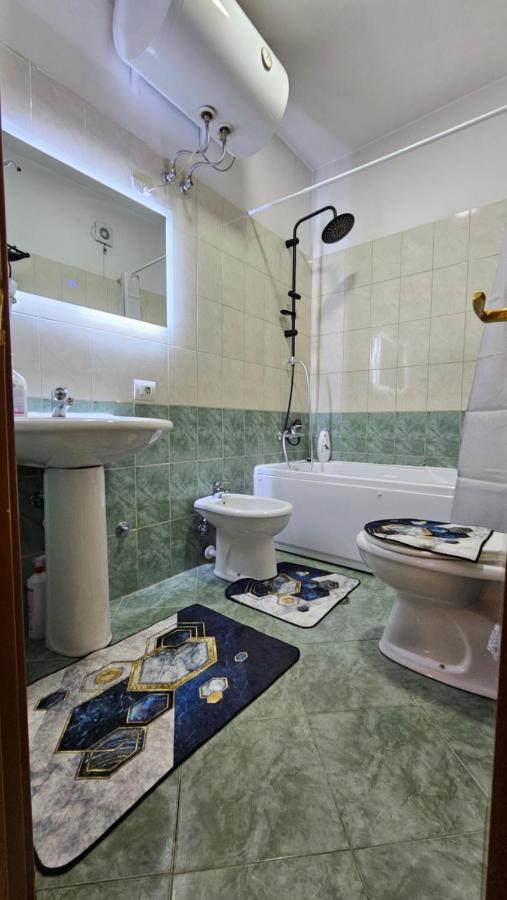 Aura Skanderbeg Square Apartments ติรานา ภายนอก รูปภาพ