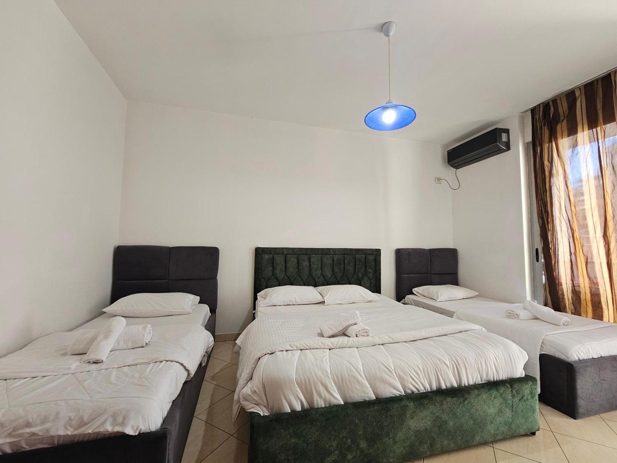 Aura Skanderbeg Square Apartments ติรานา ภายนอก รูปภาพ